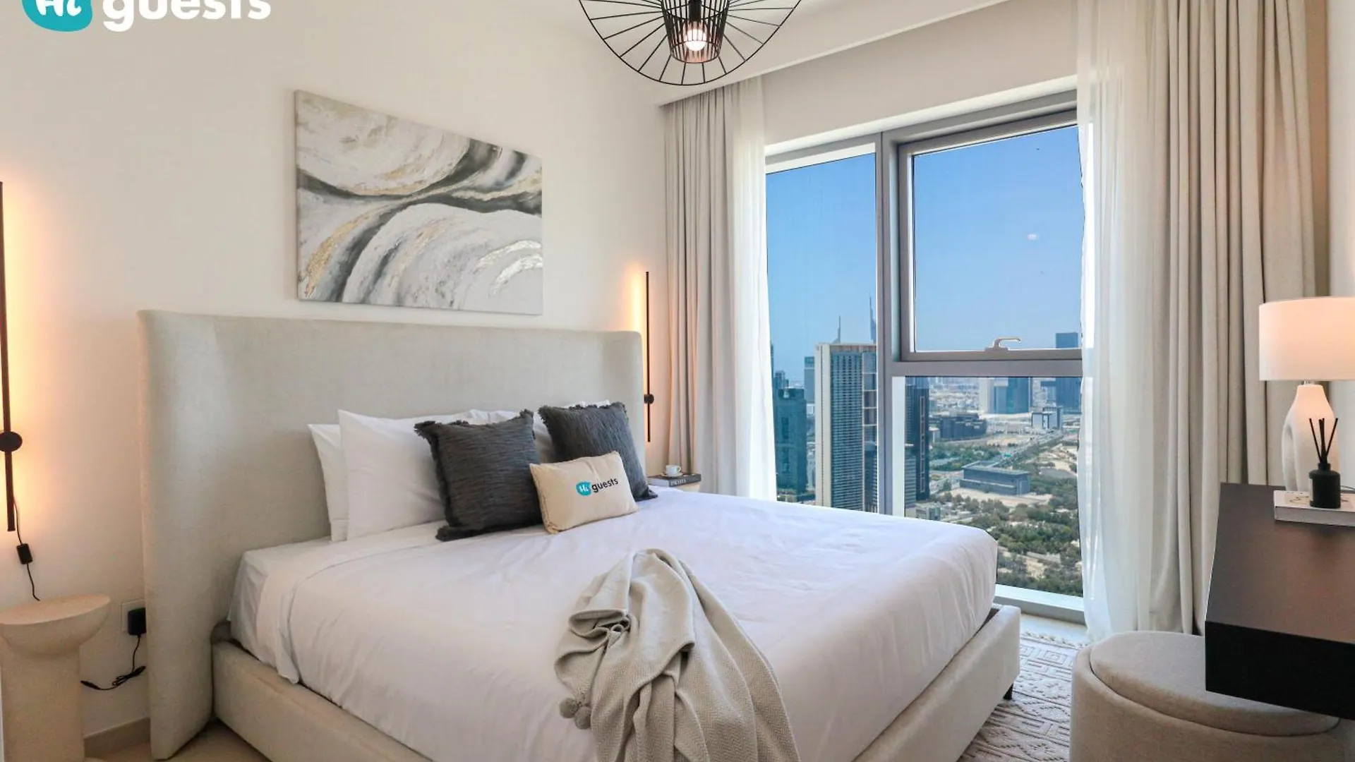 Higuests - Sky-High Luxury 2Br Apt In Downtown Views Dubai 0*,  United Arab Emirates